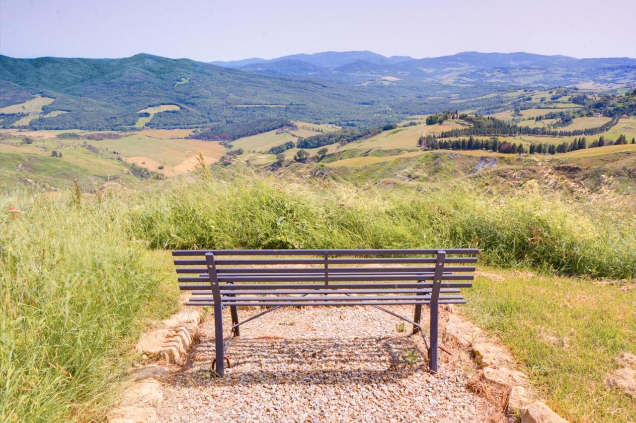 In Canto Sul Poggio Bed & Breakfast Волтера Екстериор снимка
